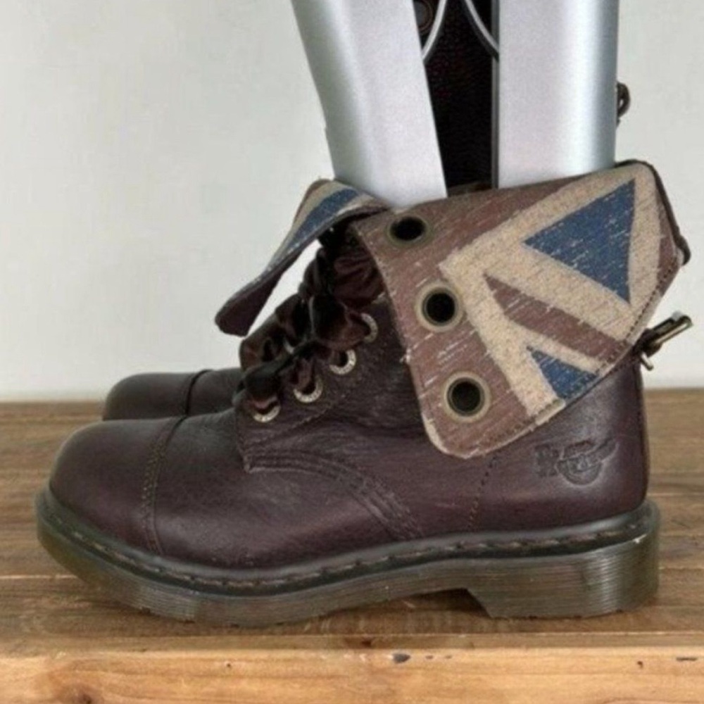 Dr Martens Aimilita dark red leather fold over Union Jack boots us women’s 6